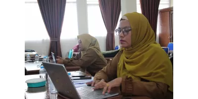 Presentasi Laporan Induksi Guru Pemula SMAN 1 Pantai Cermin. 