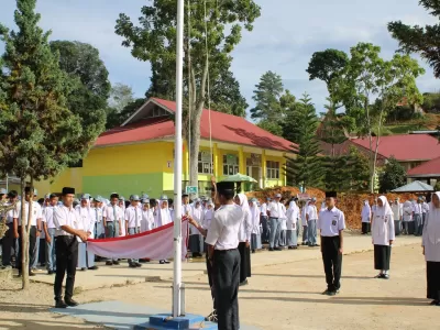 573502054_1985239415660472_7971784627273306248_n