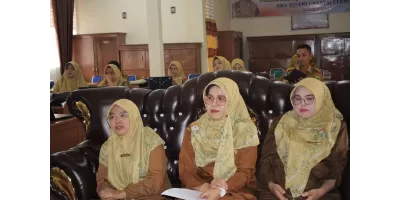 Presentasi Laporan Induksi Guru Pemula SMAN 1 Pantai Cermin. 