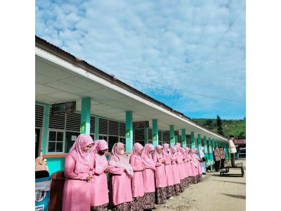 Hikmat Dalam Upacara Hardiknas