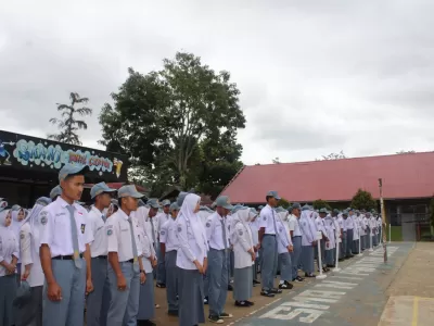 564764051_1978145389703208_7969387064688994_n